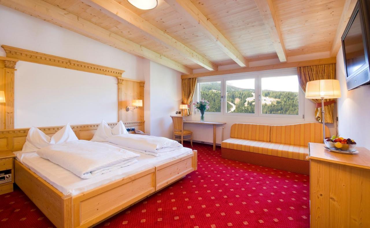 Kristiania Small Dolomites Hotel Selva di Val Gardena Habitación foto